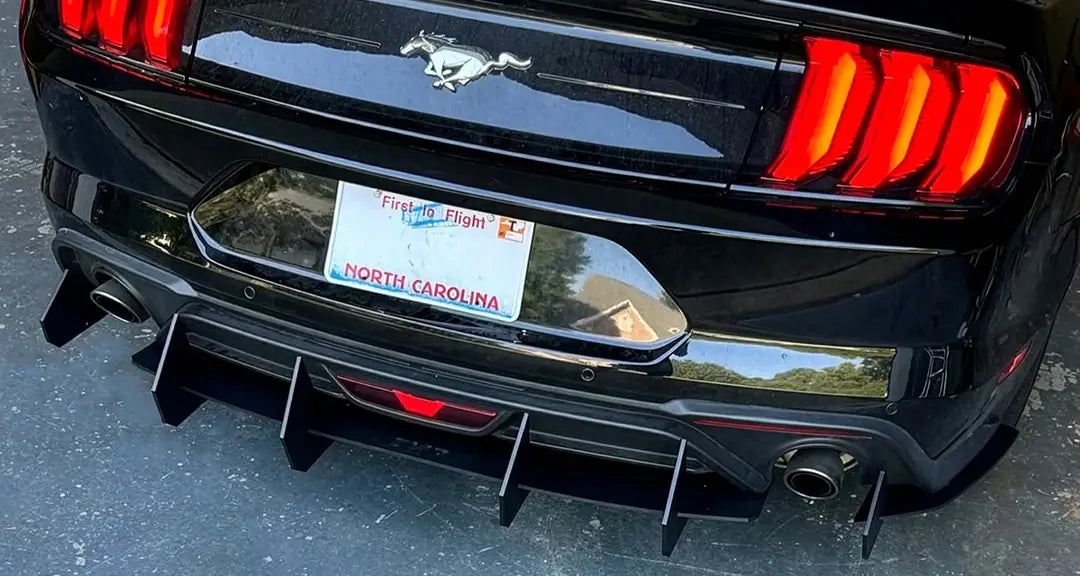 2015-23 S550 Mustang EMP Difusor trasero V1